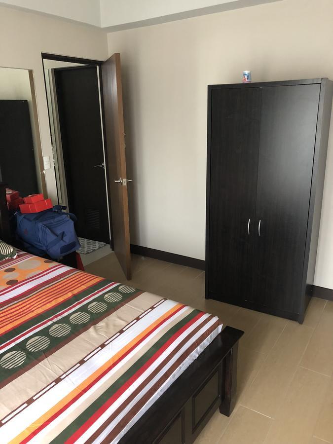 4q Tower D Manhanttan Heights Cubao Qc Apartment Manila