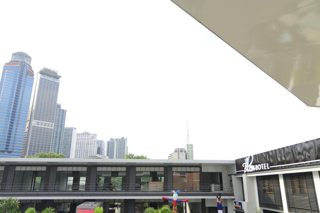 Bleu Hotel *