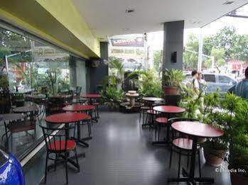 Comfy Manila-kalaw Hotel 3*