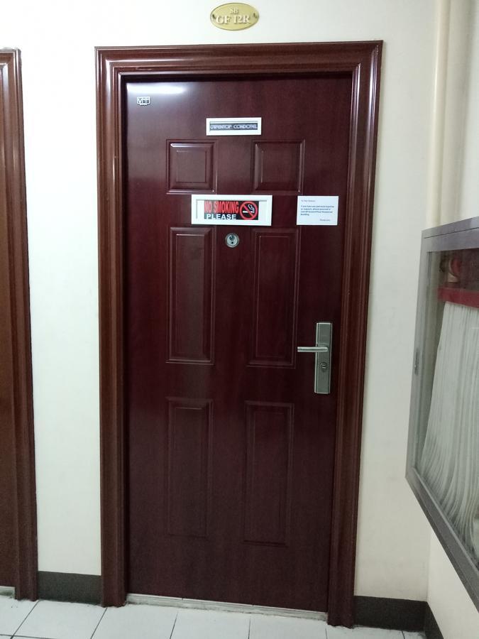 Gwentop Condotel At One Metropolitan Place Condominium *