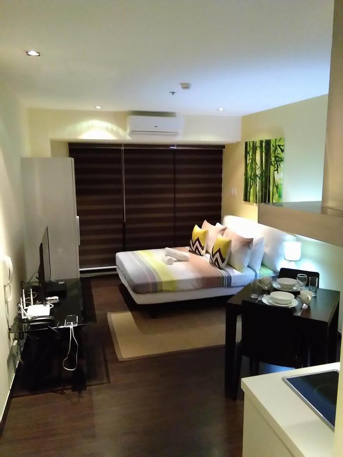 Apartment Seven Doors Apartment In Knightsbridge Residences Makati Manila