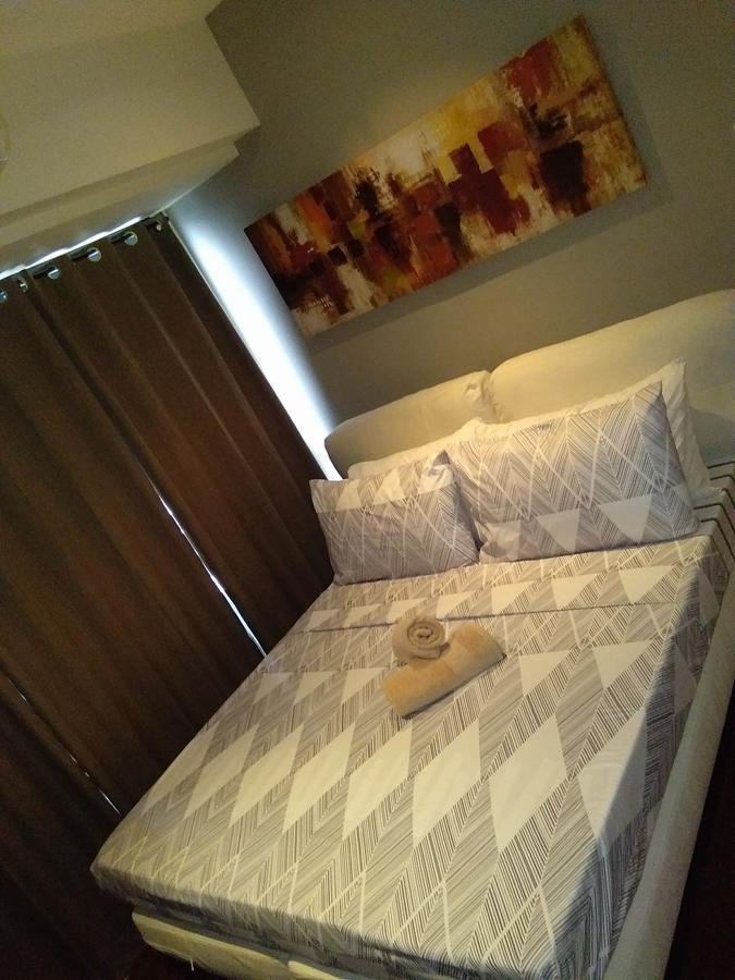 Seven Doors Apartment In Knightsbridge Residences Makati Manila