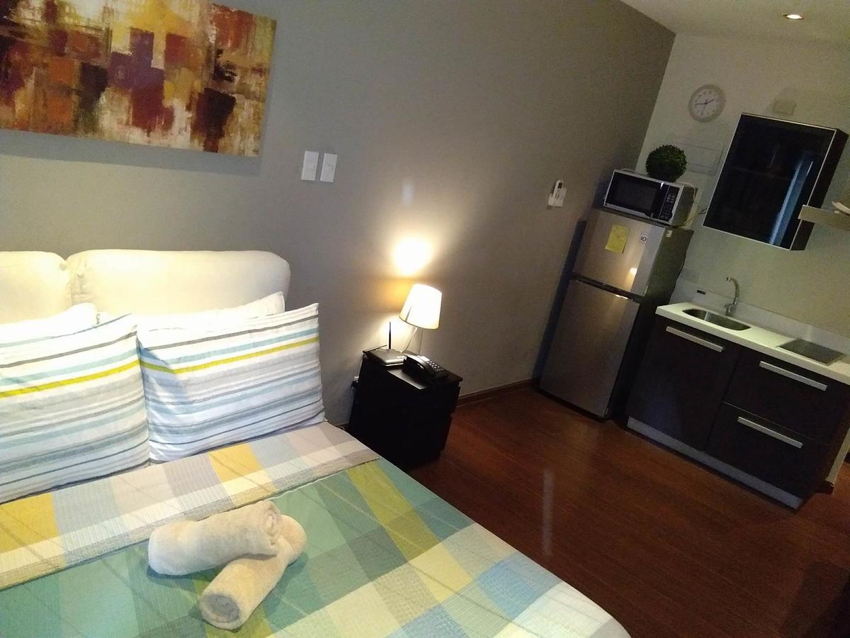 Seven Doors Apartment In Knightsbridge Residences Makati Apartment
