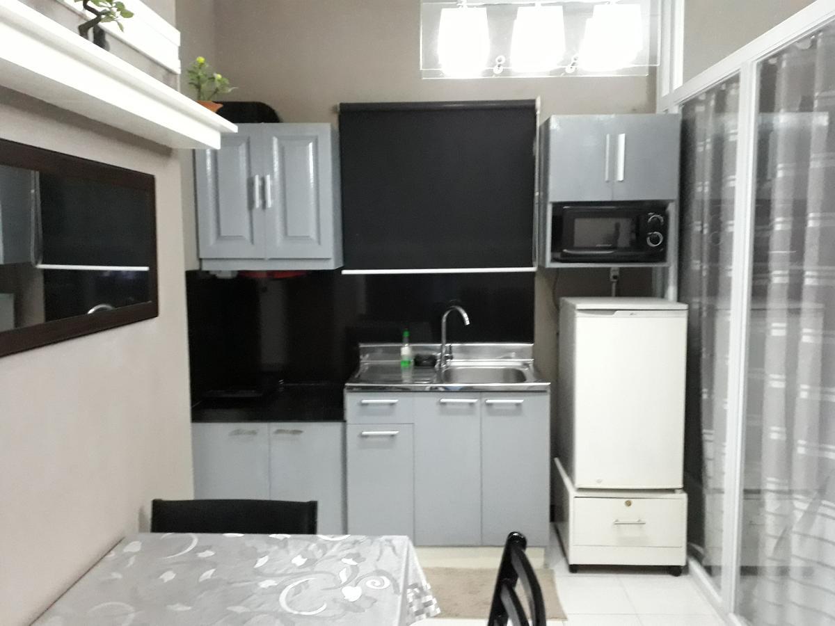 Apartment Gwentop Condotel At One Metropolitan Place Condominium