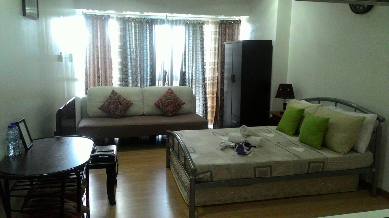 Apartment Seven Doors Apartment In Knightsbridge Residences Makati Manila