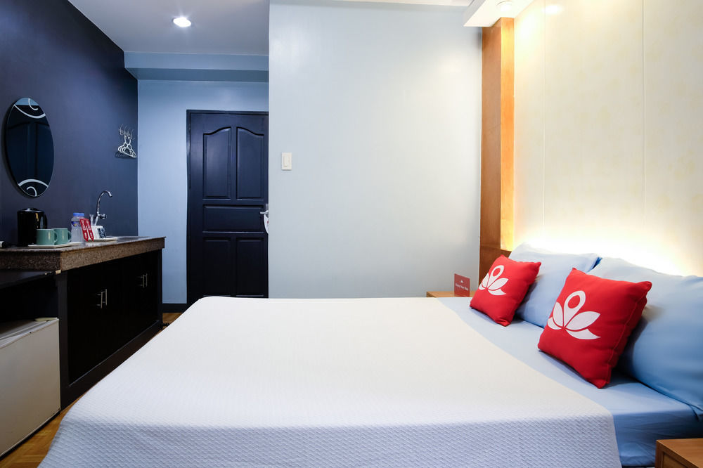 Zen Basic Quirino Station Hotel