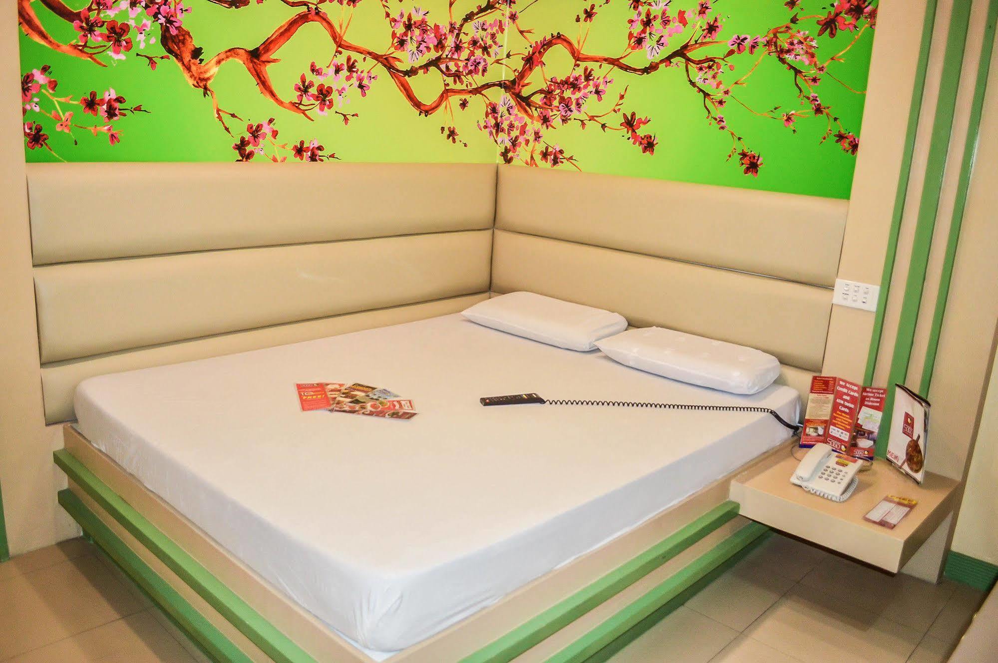 Sogo Sta Mesa Hotel 2*