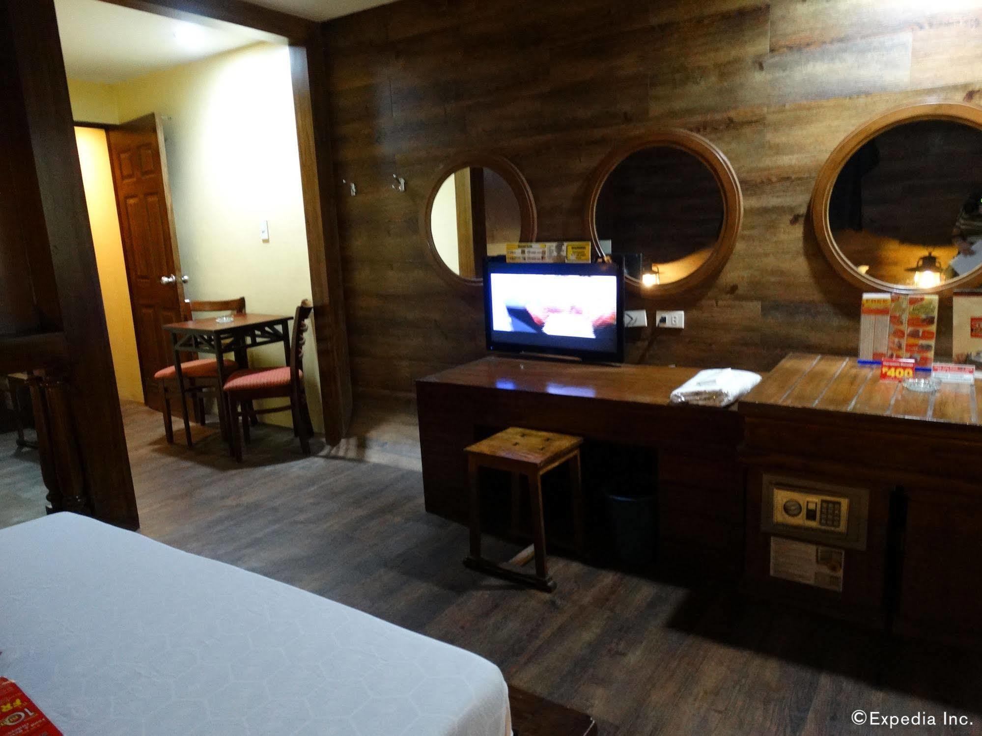 Sogo Quirino Hotel