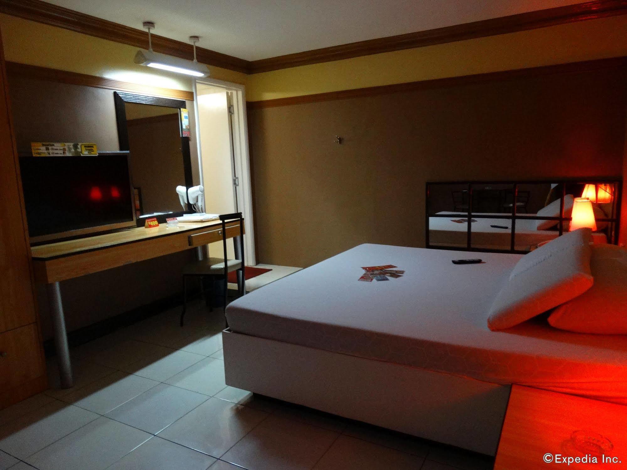 Sogo Quirino Hotel 2*