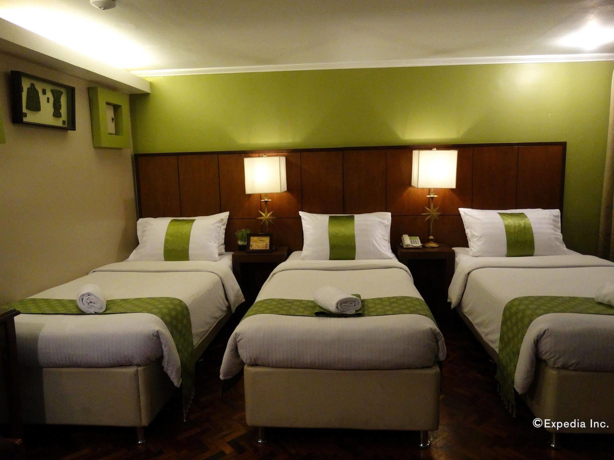 Comfy Manila-kalaw Hotel