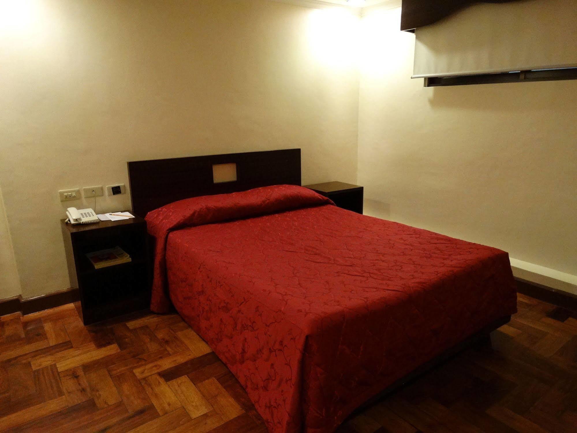 Hotel Cherry Blossoms 3*