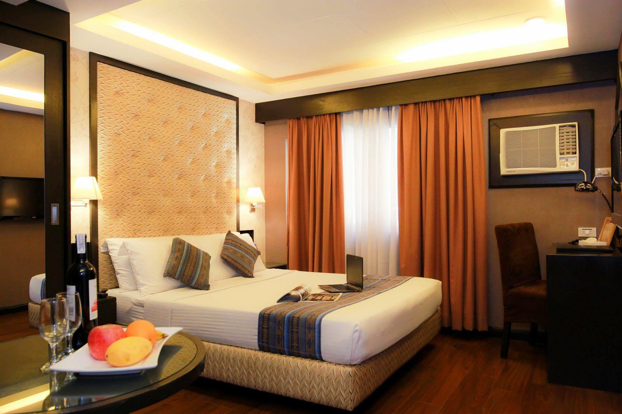 Best Western La Corona Manila