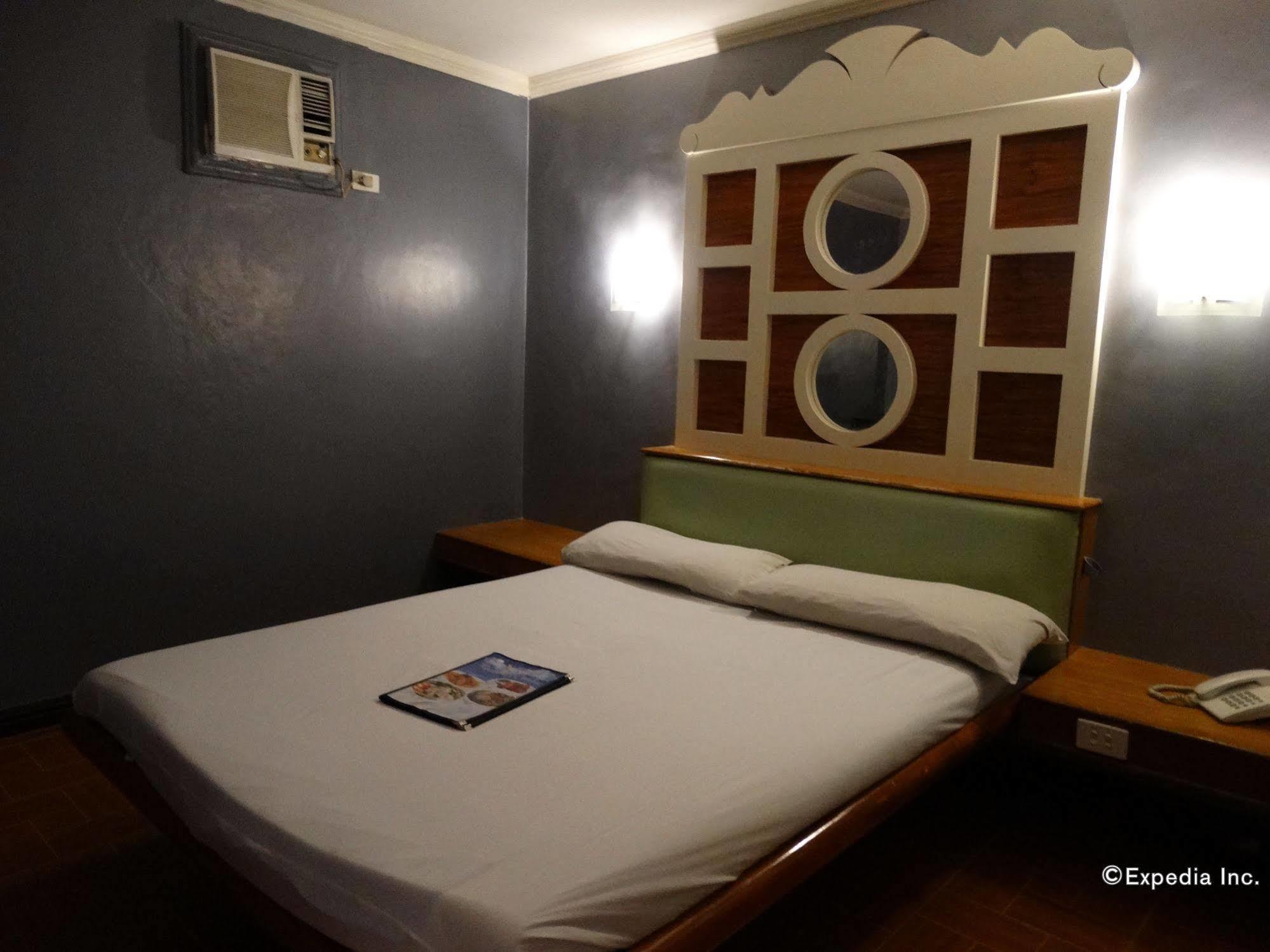 Paradis Hotel Manila