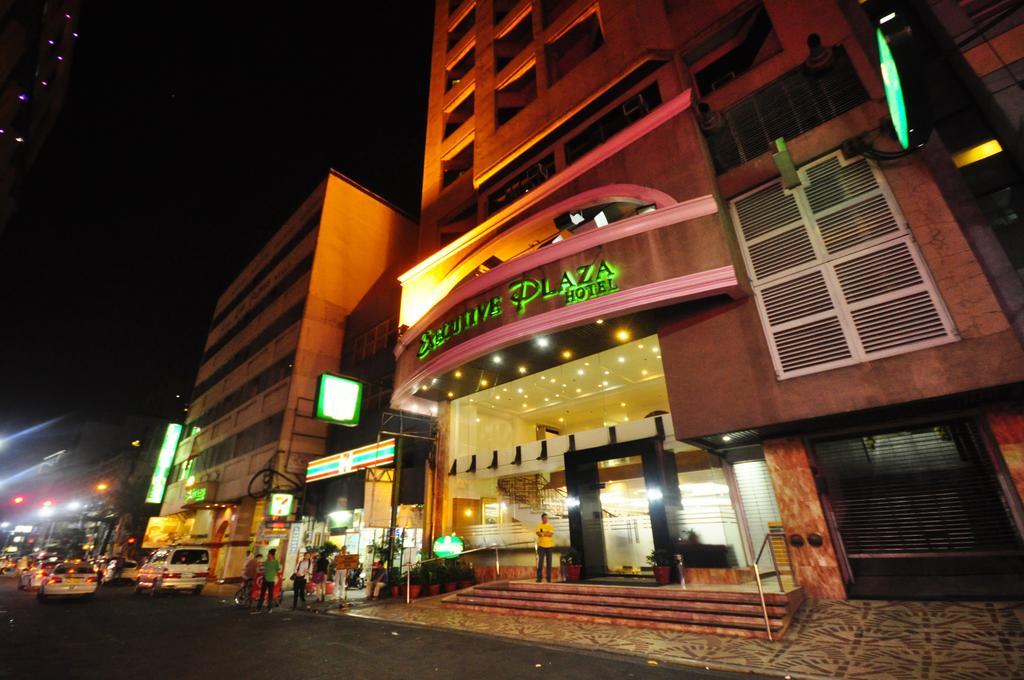Executive Plaza