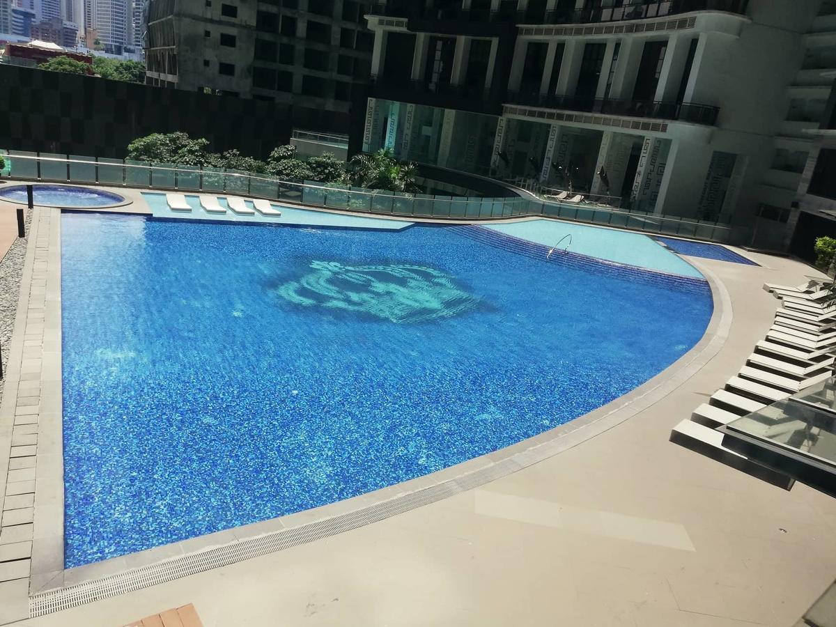 Apartment Seven Doors Apartment In Knightsbridge Residences Makati Manila