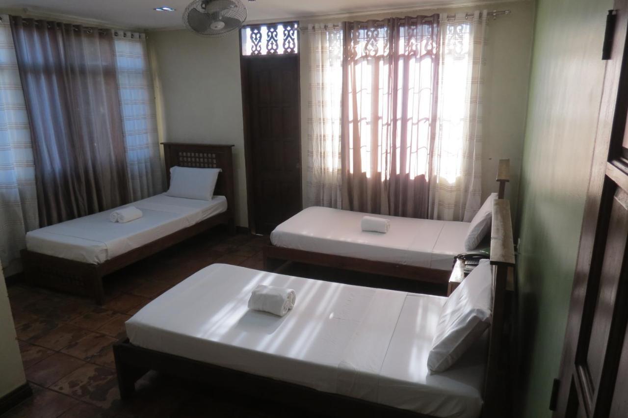 Makabata Guest house Manila
