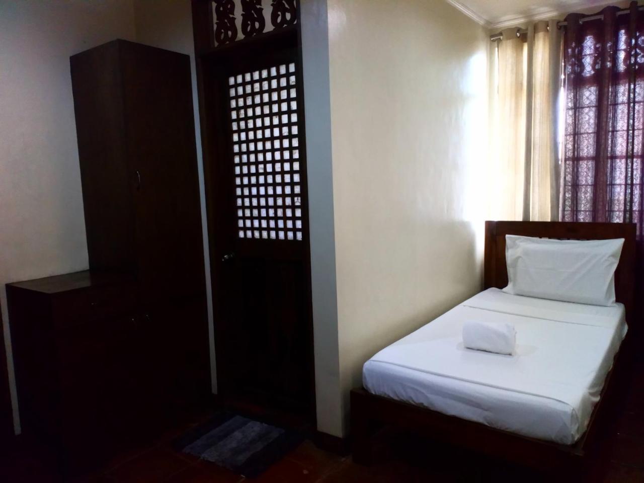 Guest house Makabata 2*