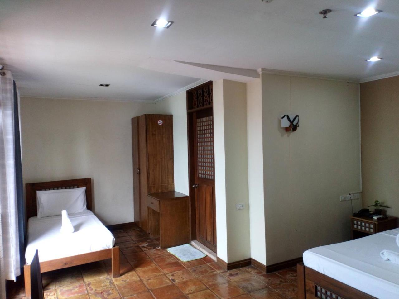 Guest house Makabata Manila