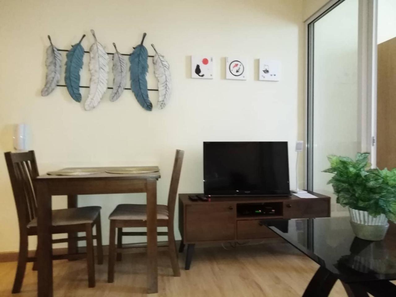 Seven Doors Apartment In Knightsbridge Residences Makati * Manila