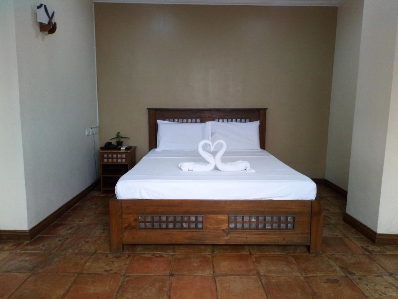 Guest house Makabata Manila