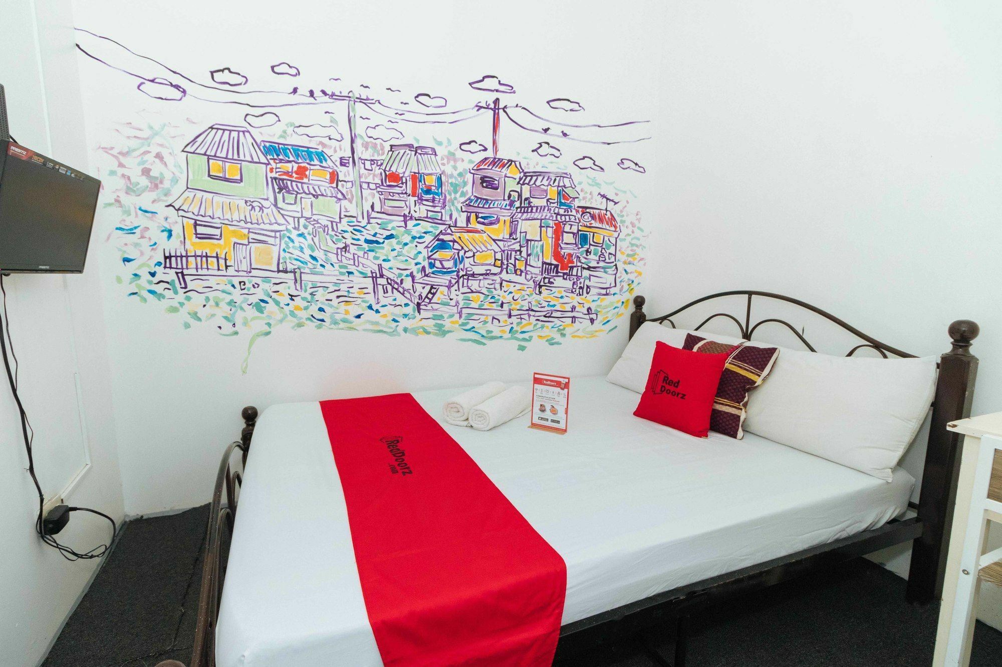 Hostel Reddoorz @ Earnshaw Manila