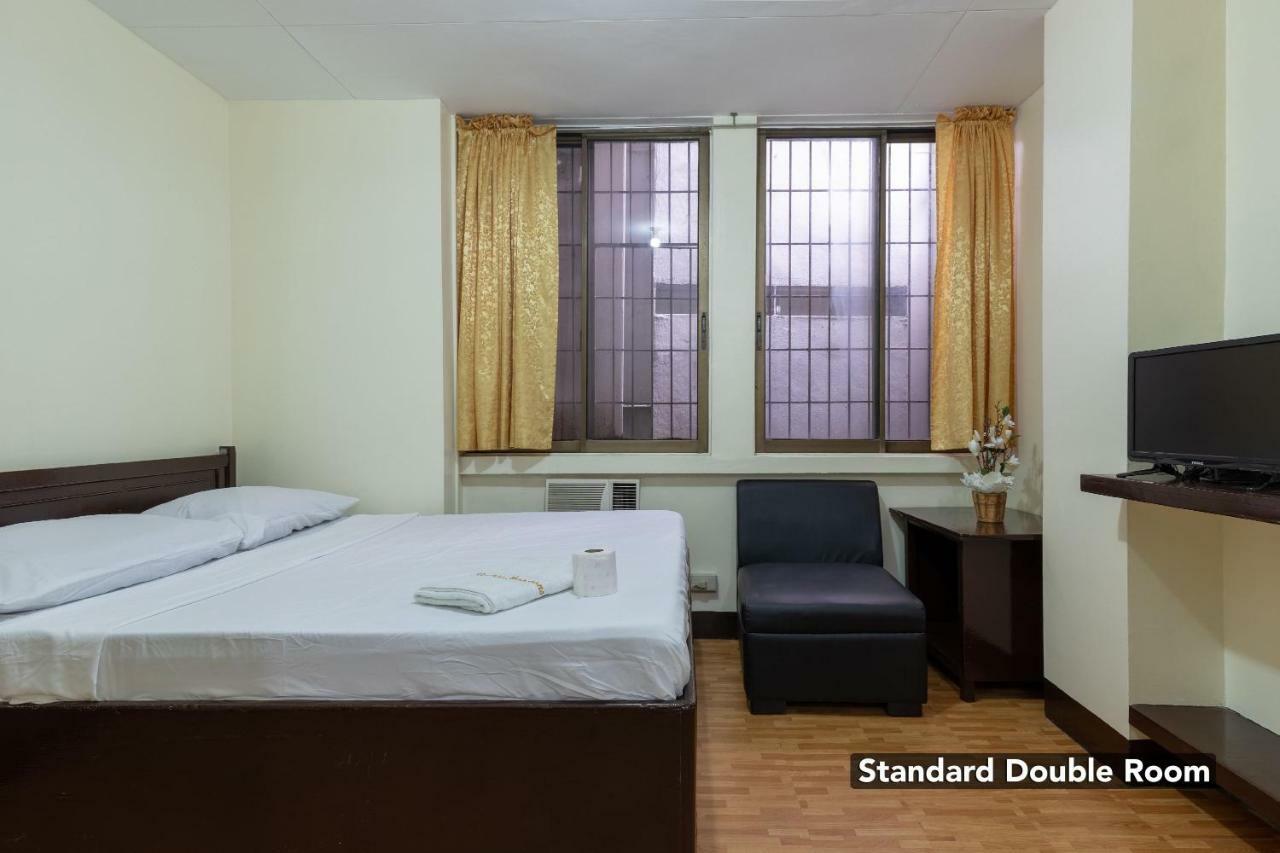 Hotel Victoria Mansions 3*