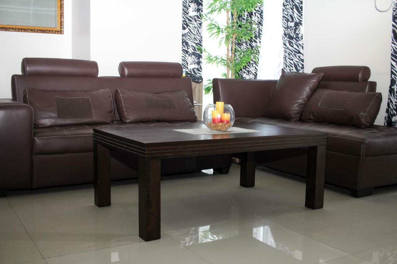 Cubao Manhattan Heights Unit 7a Tower D Apartment *