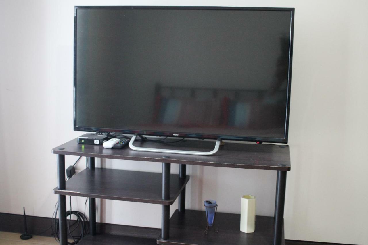 Cubao Manhattan Heights Unit 7a Tower D Apartment *