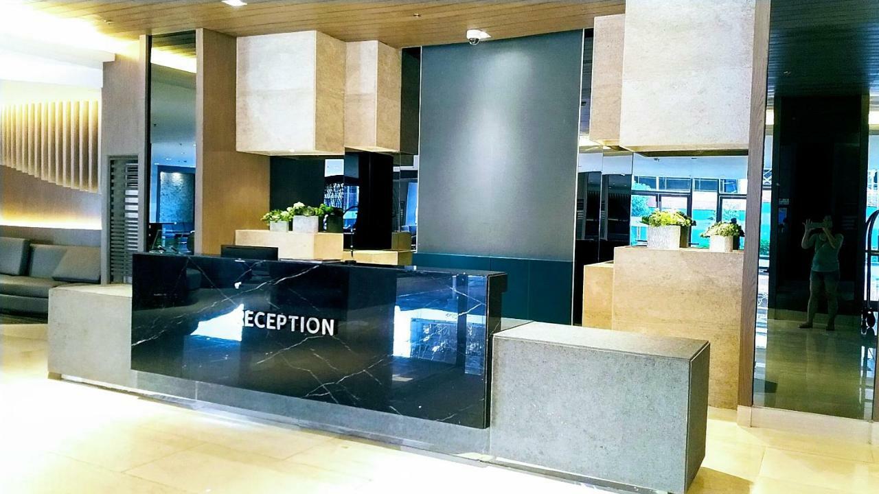 Shore 1 Mall Of *