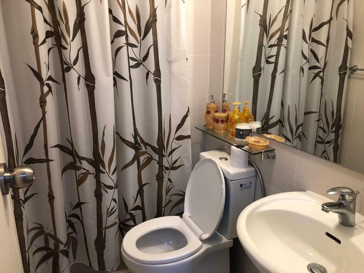 Apartment Azure Urban Residences Maki's Place Manila