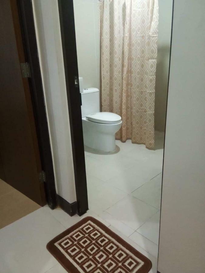 Cubao Manhattan Heights Unit 7a Tower D Apartment *