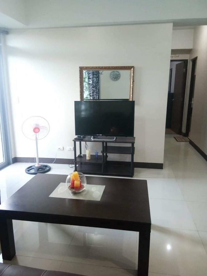 Cubao Manhattan Heights Unit 7a Tower D Apartment *