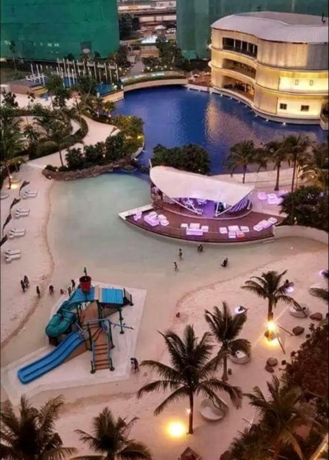Apartment Azure Urban Residences Maki's Place Manila