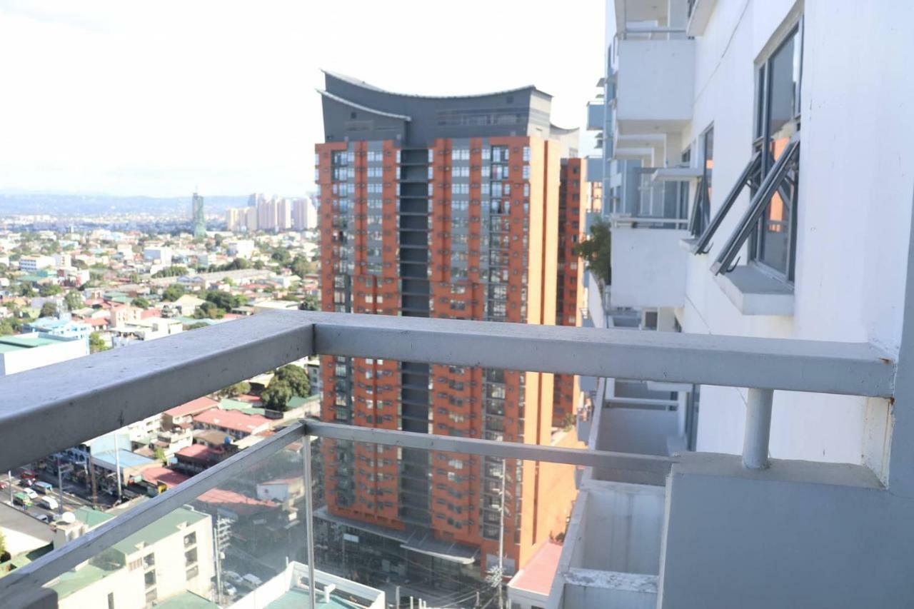 Cubao Manhattan Heights Unit 7a Tower D *