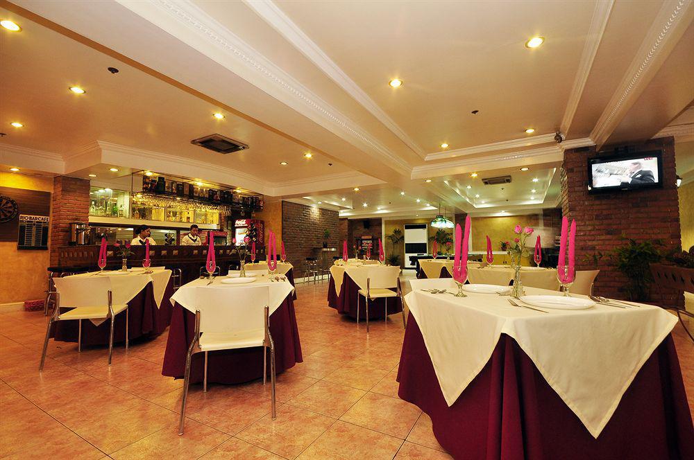 Executive Plaza 3*