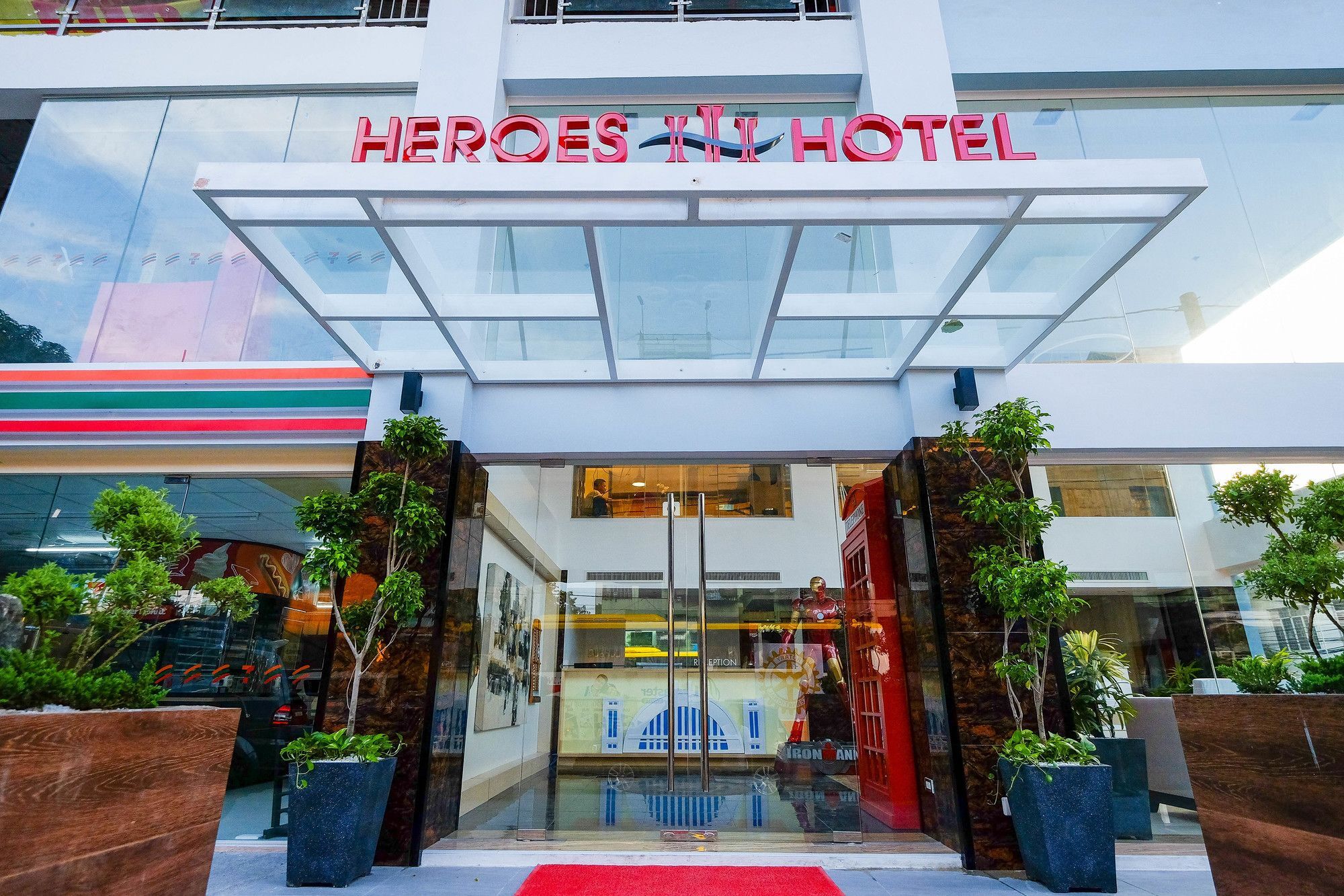 Heroes Manila