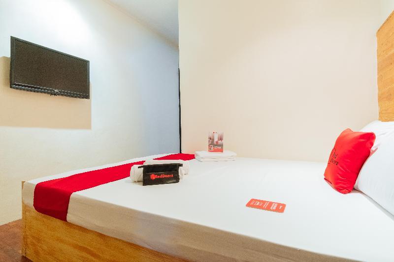 Reddoorz @ Vicente Street Espana Hotel Manila