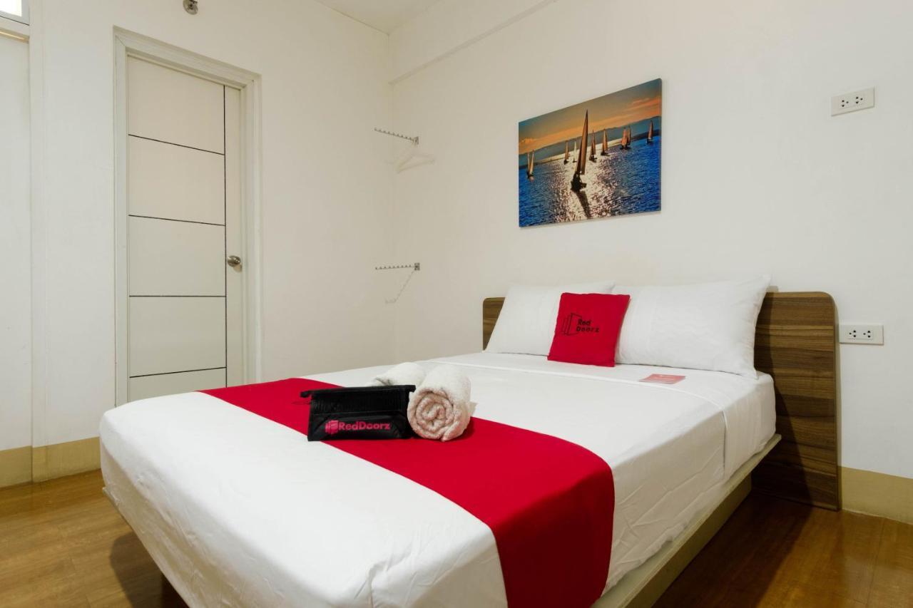 Hotel Reddoorz Near V Mapa Station Manila