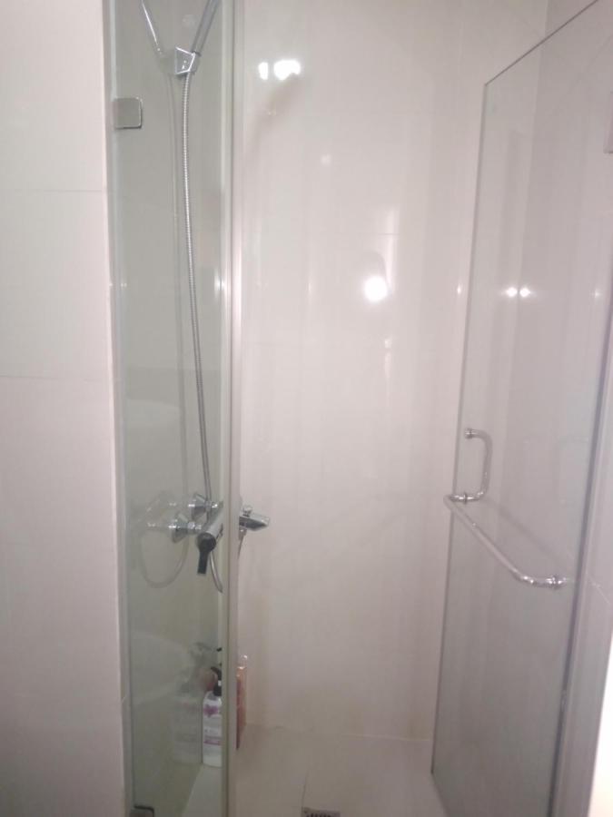 One Palm Tree Villas-terminal 3 Pasay Apartment