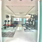 I Suites Malate Hotel & Condotel