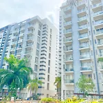 Big Studio Across Naia T3 Near Resorts World With Wifi