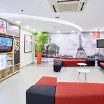 Red Planet Manila Malate Mabini