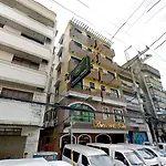 Oyo 797 Brickwood Suites