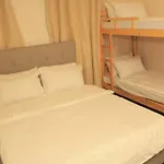 A2J Luxury 1Br Balcony Suite Near Venice Mall Bgc