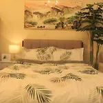 A2J Luxury Studio Near Venice Mall Bgc Taguig