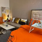 Cozy Studio Unit At Sun Residences