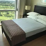 Spacious Bgc 2 Bedroom With A View