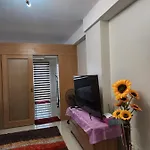Matet\'S Place @ Shell Residences