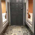Budget Transient Capsule Room Makati Near Ayala And Buendia Lower Deck