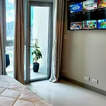 Casa Antonio At Uptown Parksuites Two